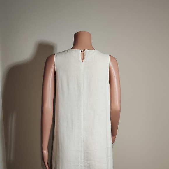 Cream Halter Sheath Maxi Dress for Resort Wear - Picture 5 of 7